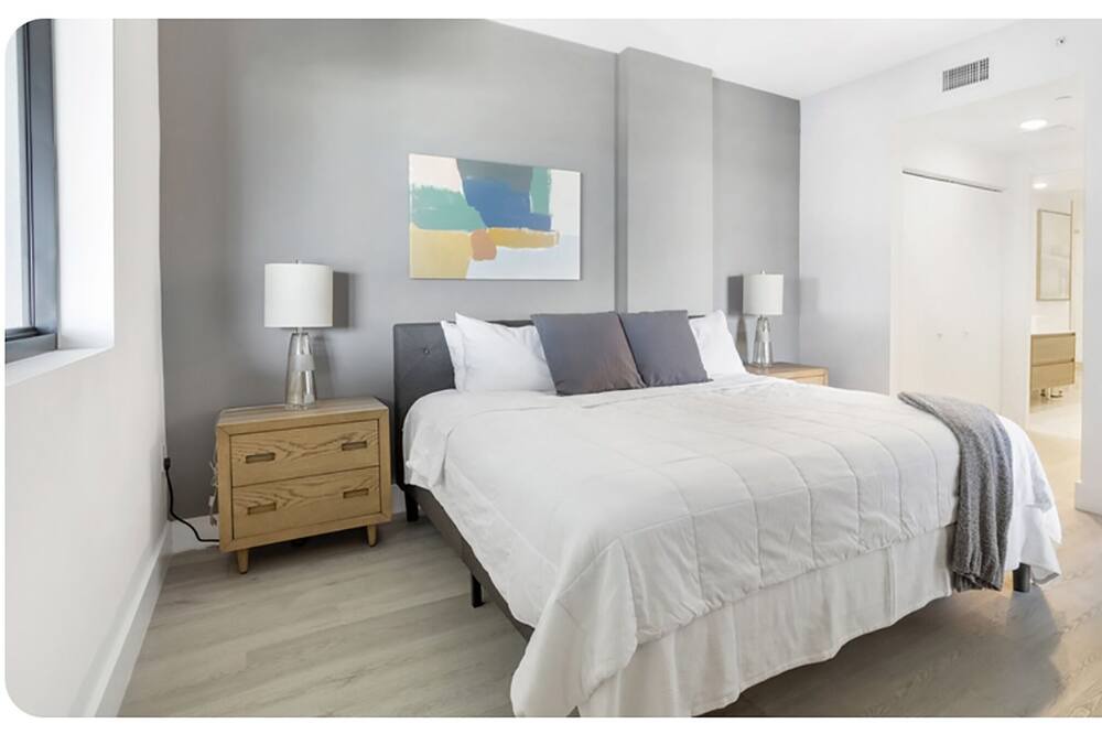 Photo of Bedroom in Garden Isles