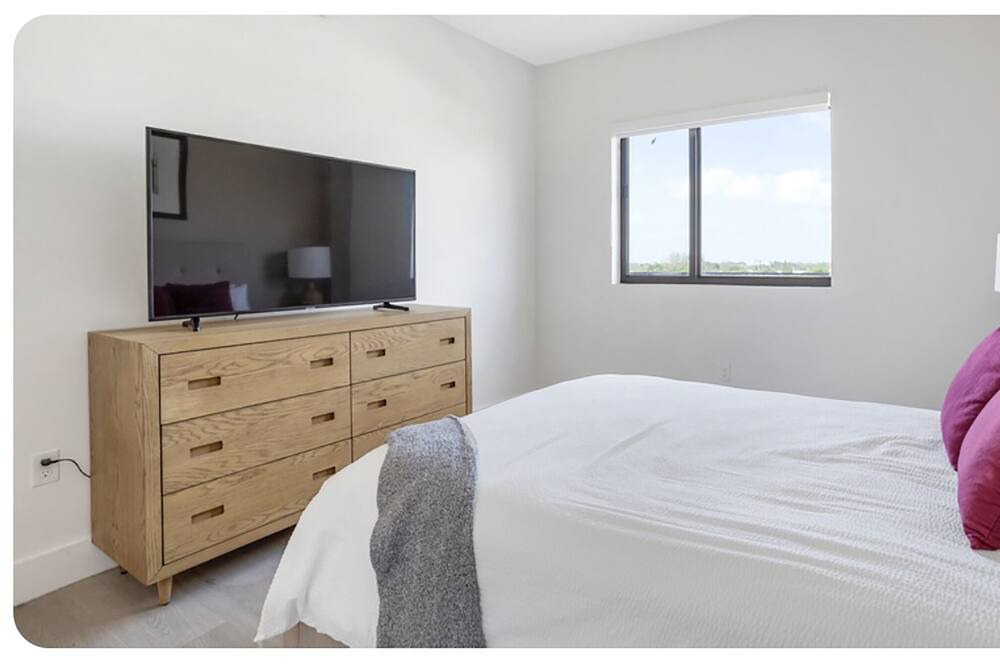 Photo of Bedroom in Garden Isles