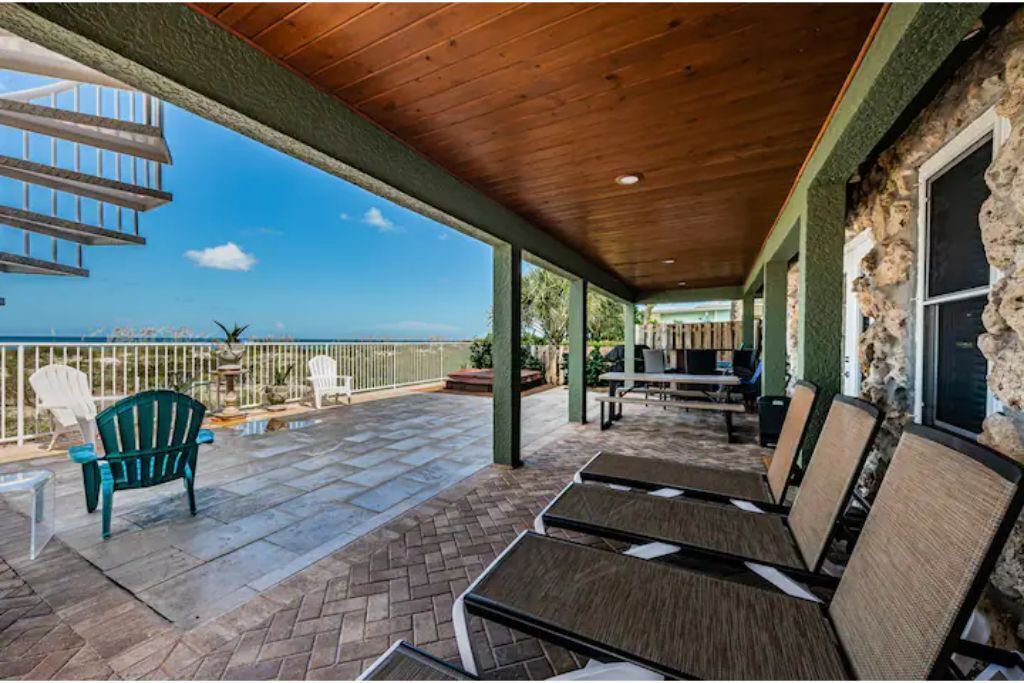Photo of Patio Balcony in Independence Square