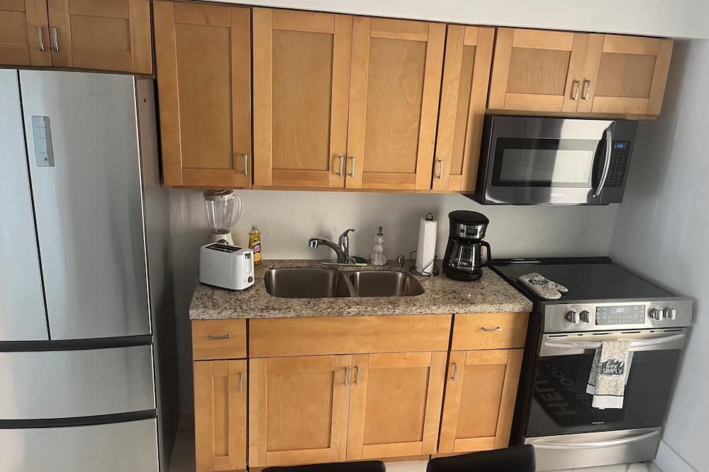 Photo of Kitchen in Biscayne Park