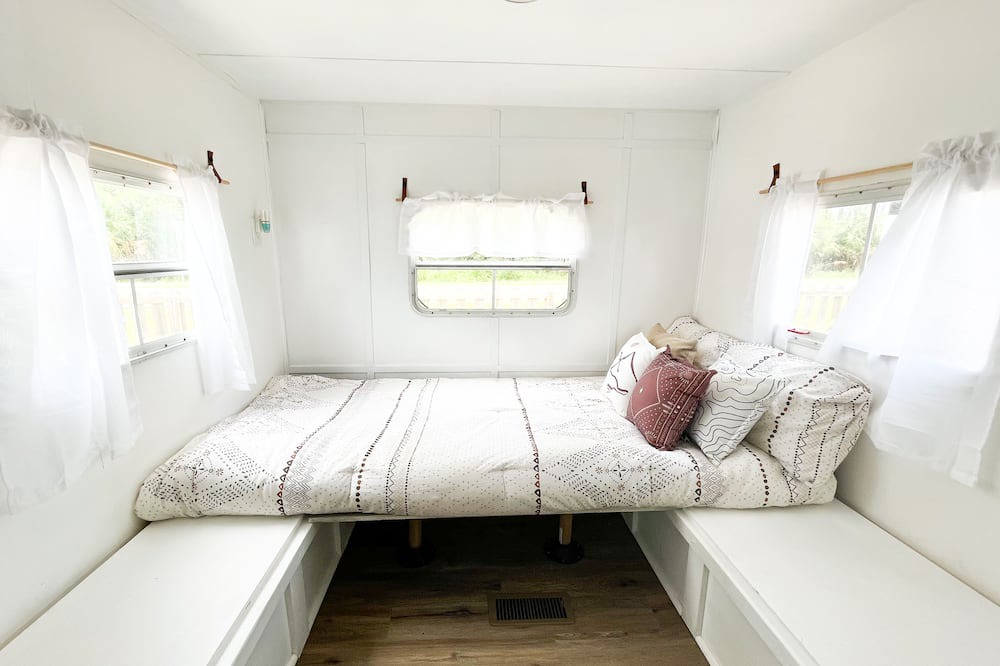 Photo of Bedroom in Ochlockonee Bay
