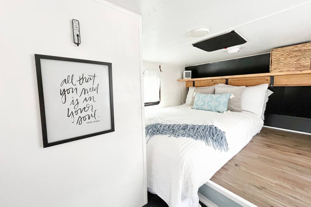 Photo of Bedroom in Ochlockonee Bay