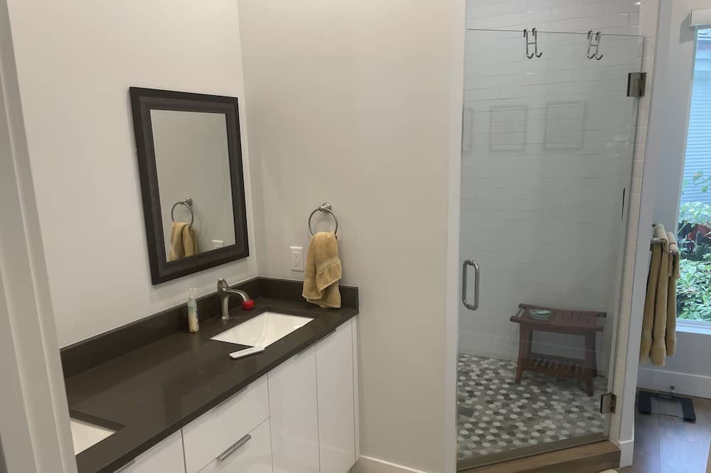 Photo of Bathroom in Margate