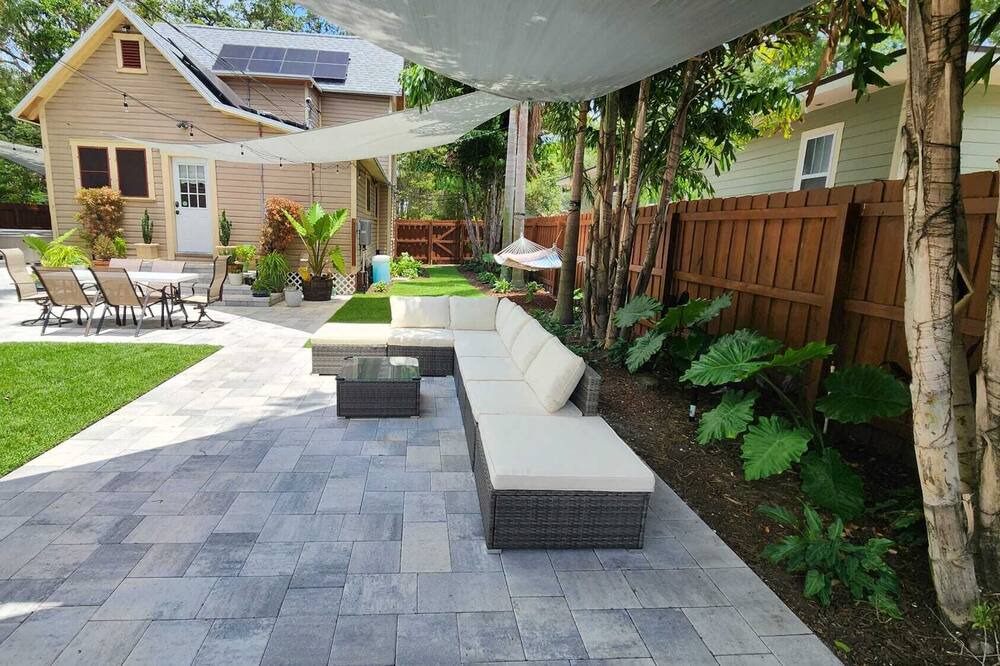 Photo of Patio Balcony in Historic Uptown