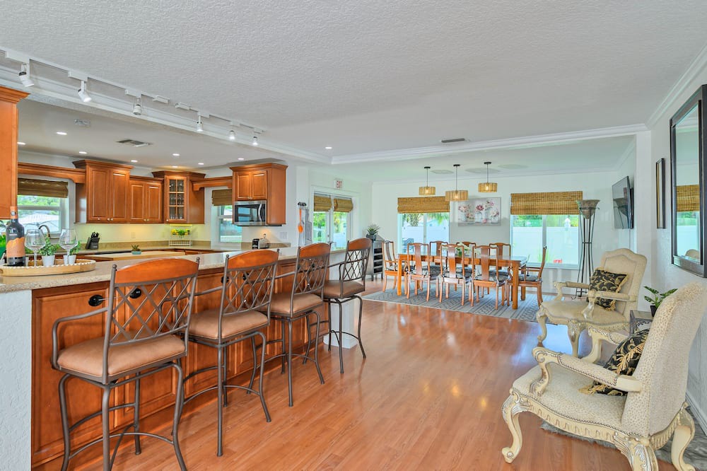 Photo of Kitchen in Lake Clarke Shores