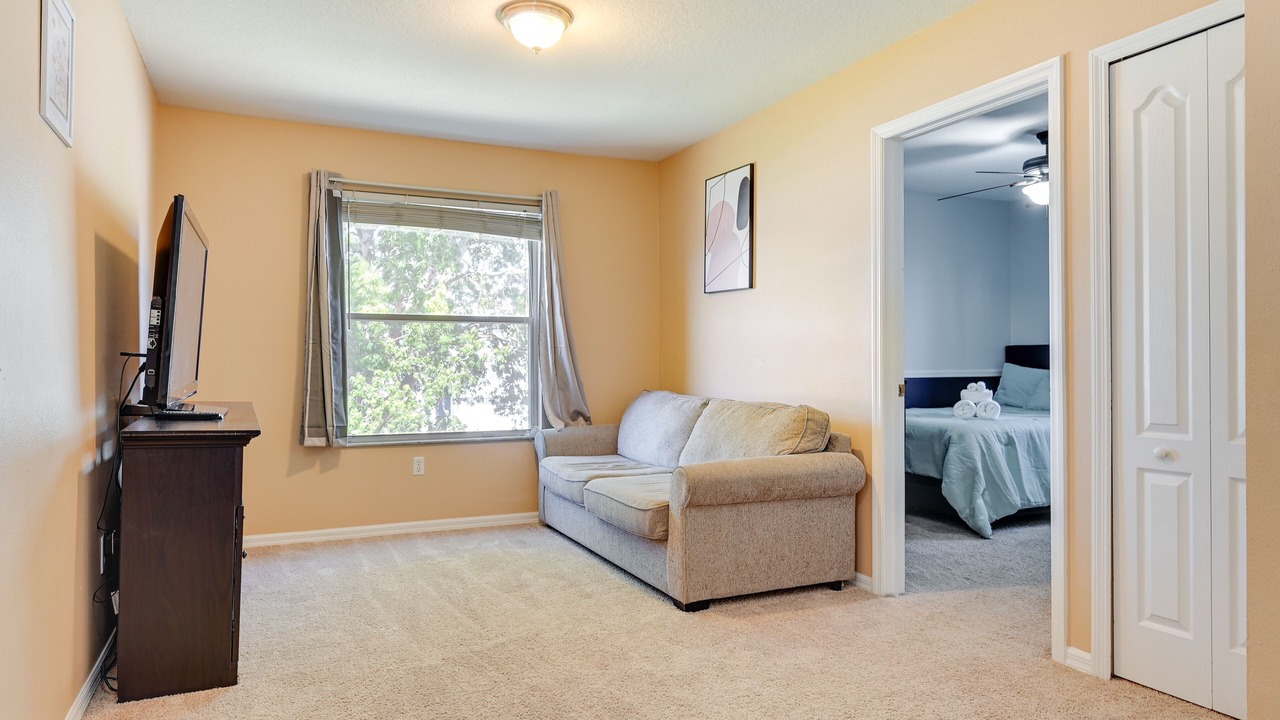 Photo of Livingroom in Land O' Lakes