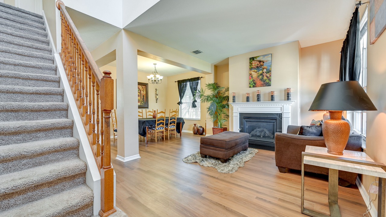 Photo of Livingroom in Land O' Lakes