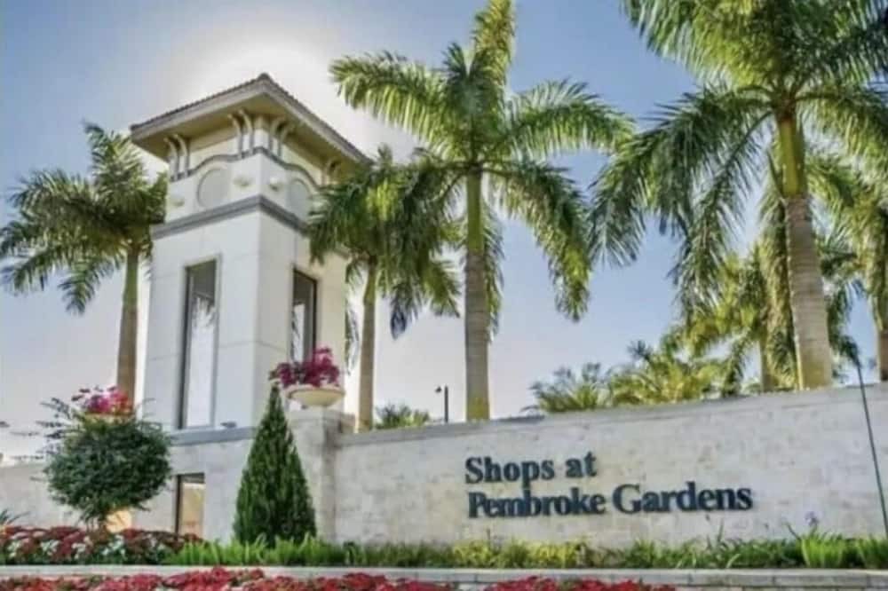 Photo of Outdoor in Pembroke Pines