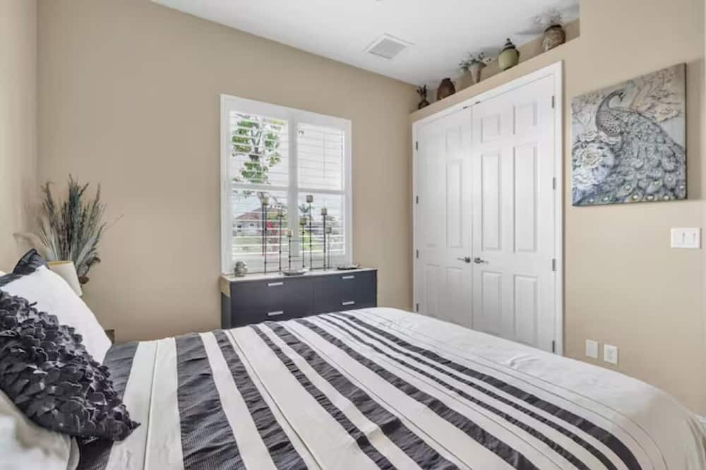 Photo of Bedroom in Burnt Store