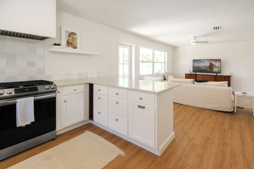 Photo of Kitchen in Golden Beach Estates
