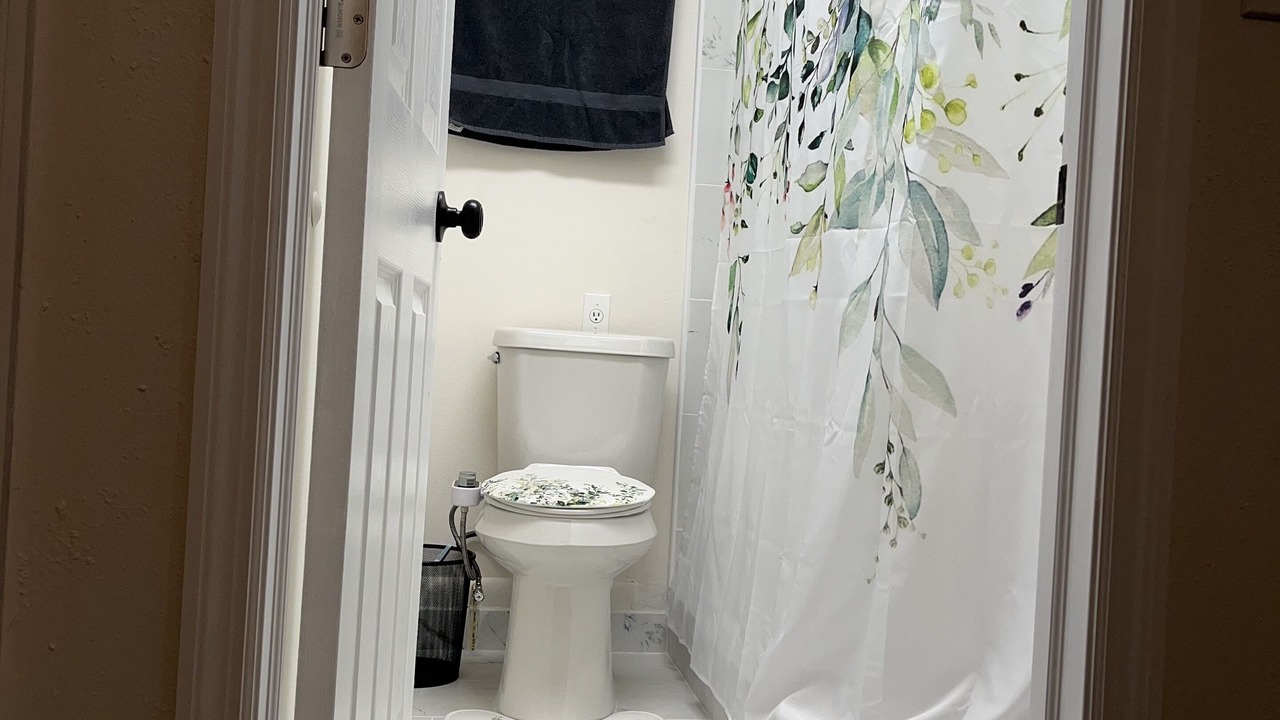 Photo of Bathroom in Seffner Community Alliance