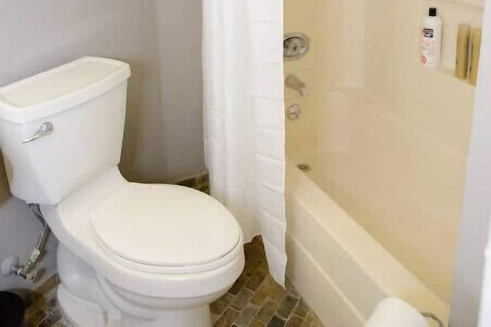 Photo of Bathroom in Windermere