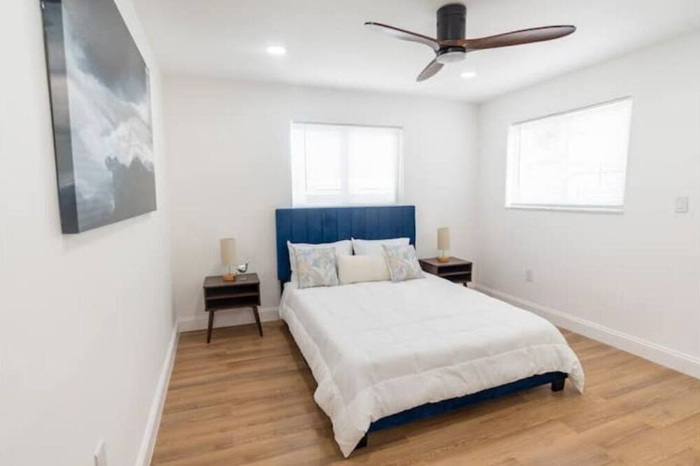 Photo of Bedroom in Coral Terrace