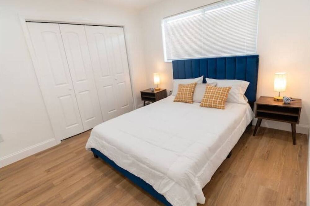 Photo of Bedroom in Coral Terrace