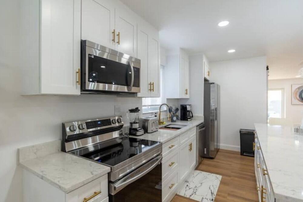 Photo of Kitchen in Coral Terrace