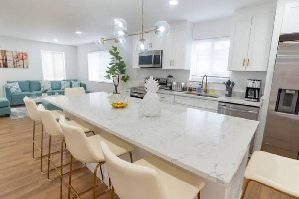 Photo of Kitchen in Coral Terrace