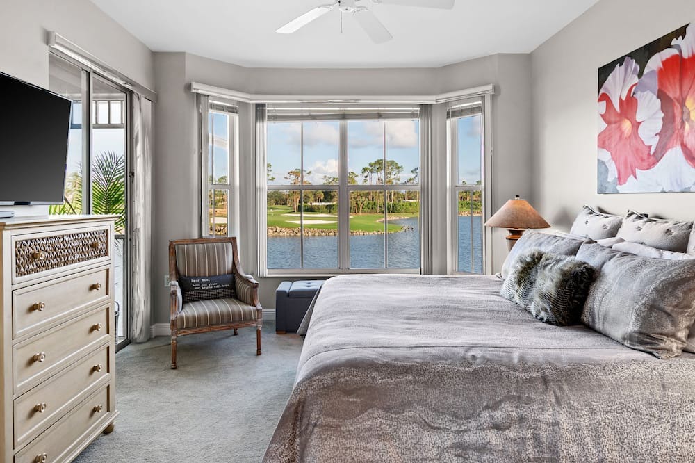 Photo of Bedroom in Naples