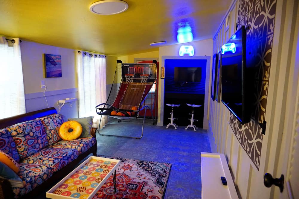 Photo of Bedroom in Yankeetown