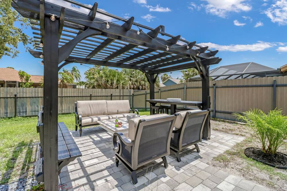 Photo of Outdoor in Willoughby Acres