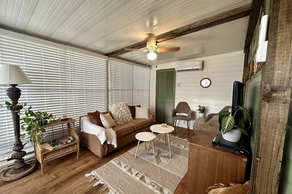 Photo of Livingroom in Arcadia