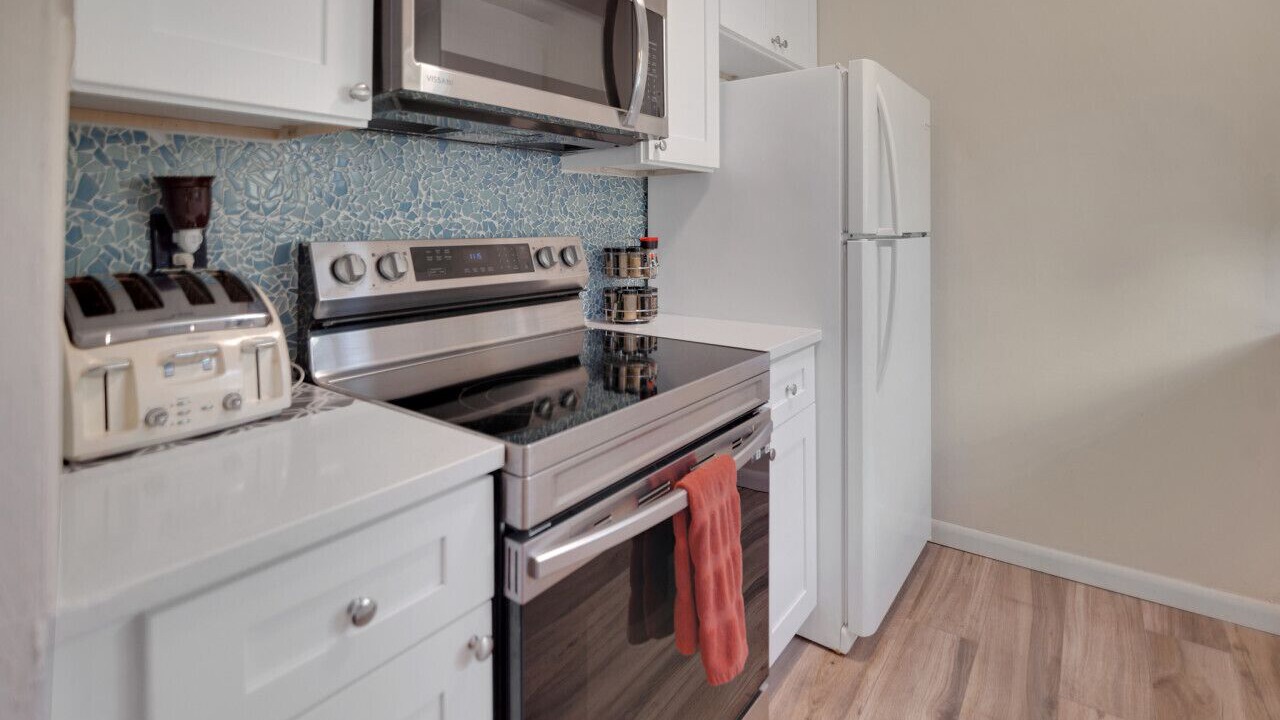 Photo of Kitchen in Crescent Lake