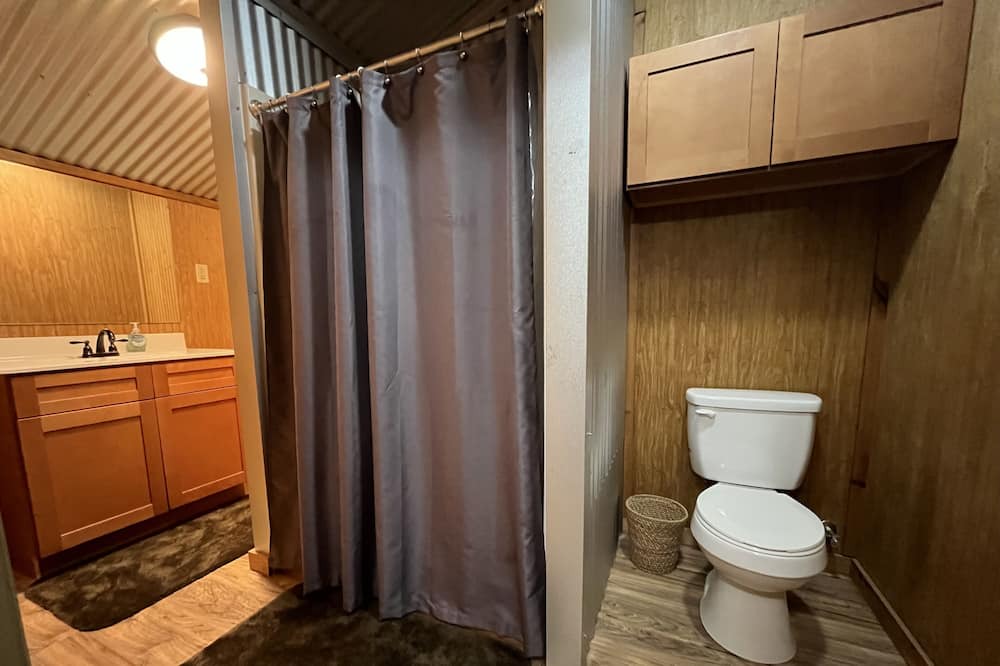 Photo of Bathroom in Perry