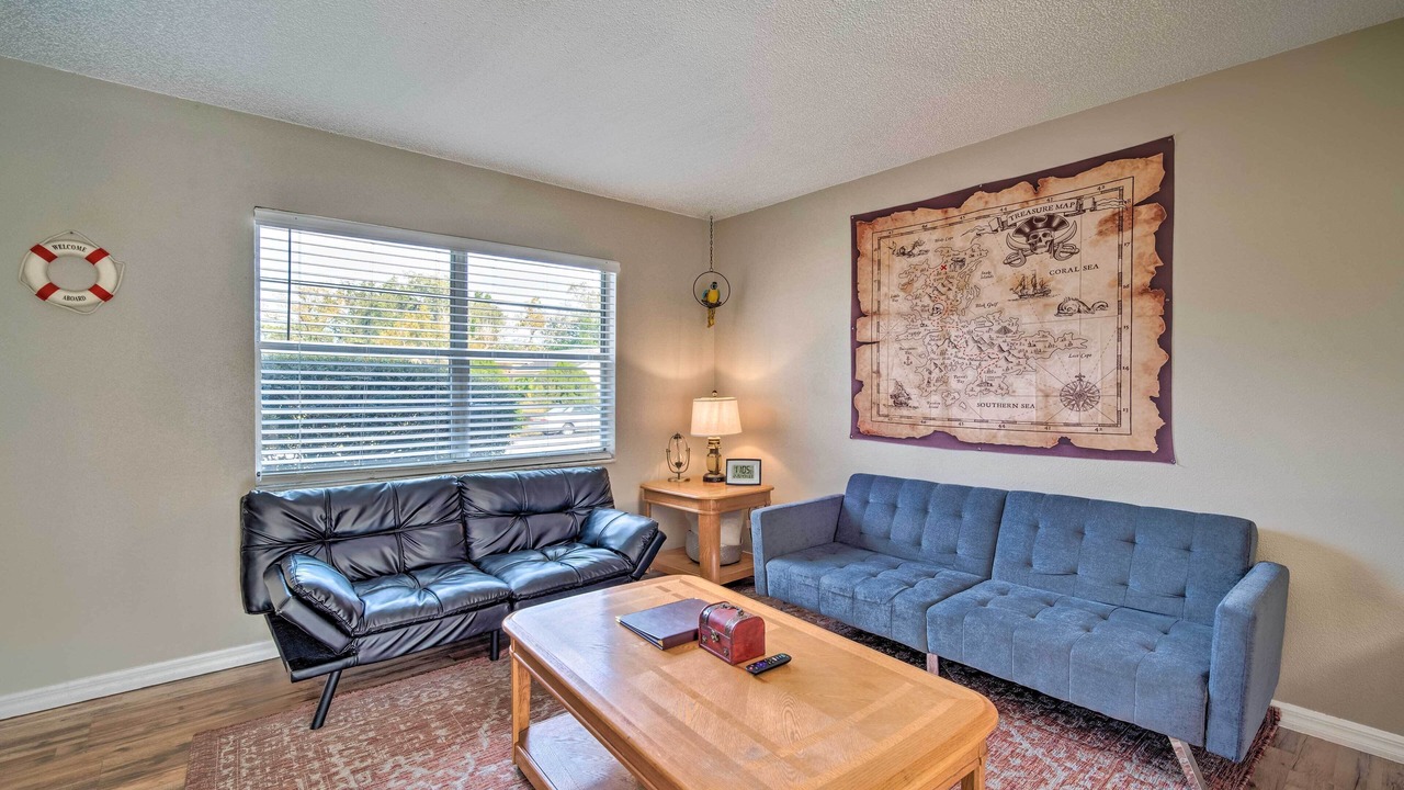 Photo of Livingroom in Spring Hill