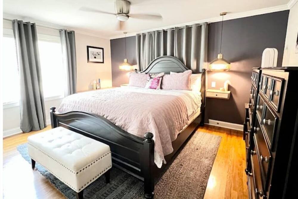 Photo of Bedroom in Poncey-Highland
