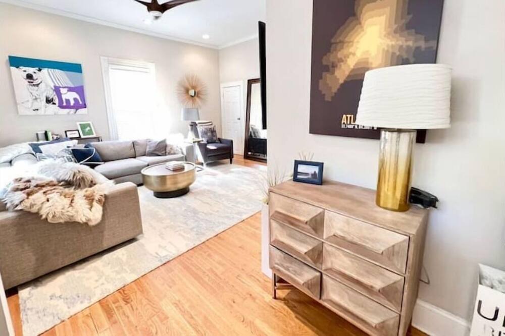 Photo of Livingroom in Poncey-Highland