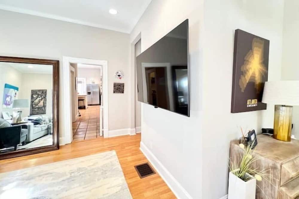 Photo of Livingroom in Poncey-Highland