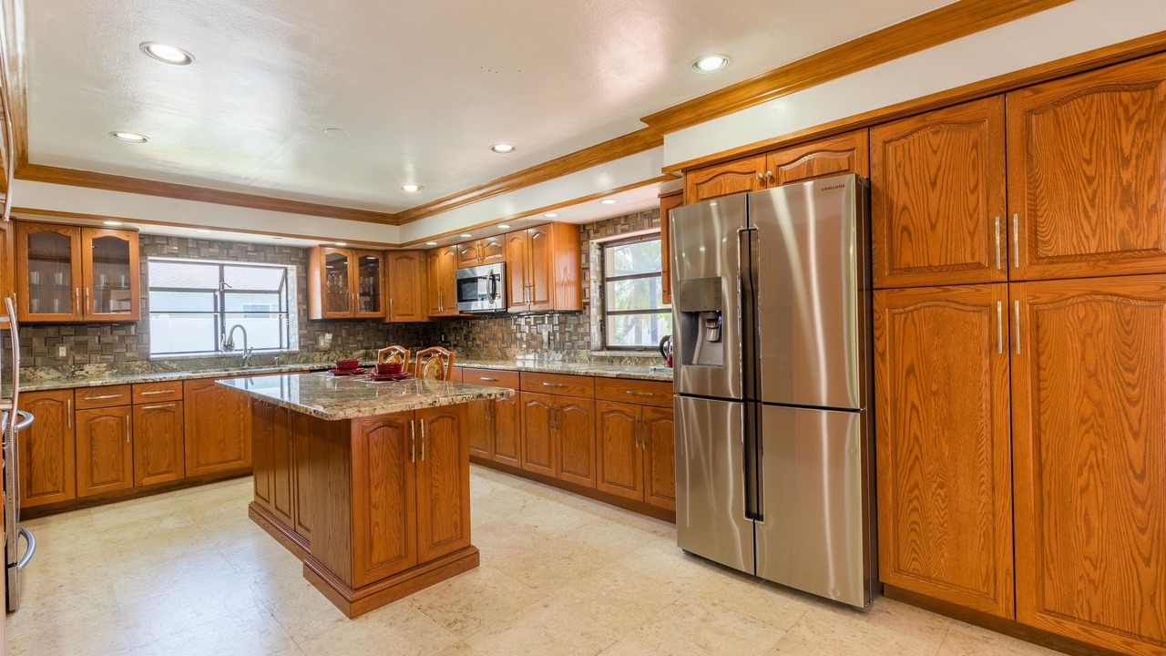 Photo of Kitchen in Lauderhill