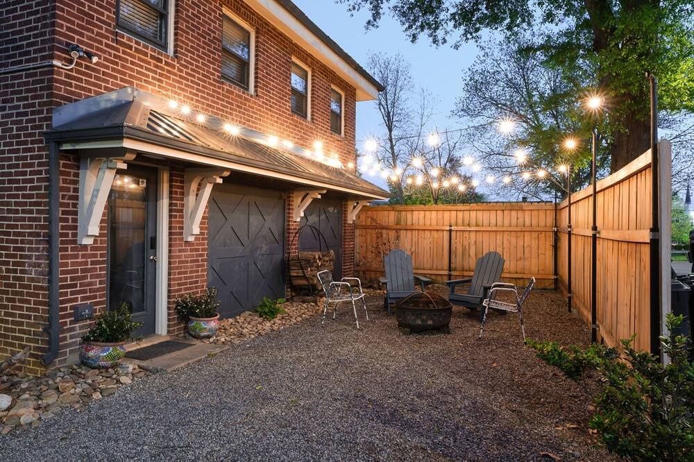 Photo of Outdoor in Morganton