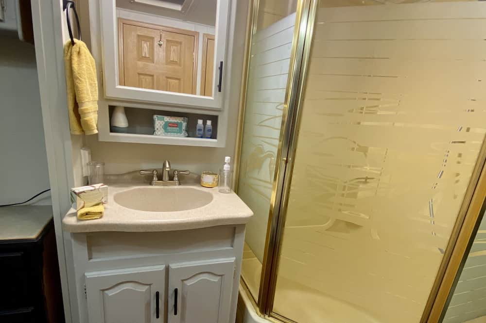Photo of Bathroom in Bithlo