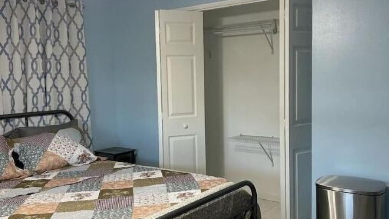 Photo of Bedroom in Palm River-Clair Mel