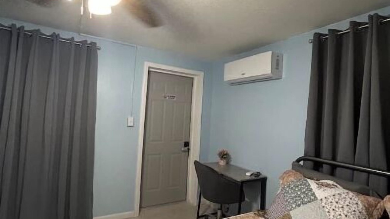 Photo of Others in Palm River-Clair Mel
