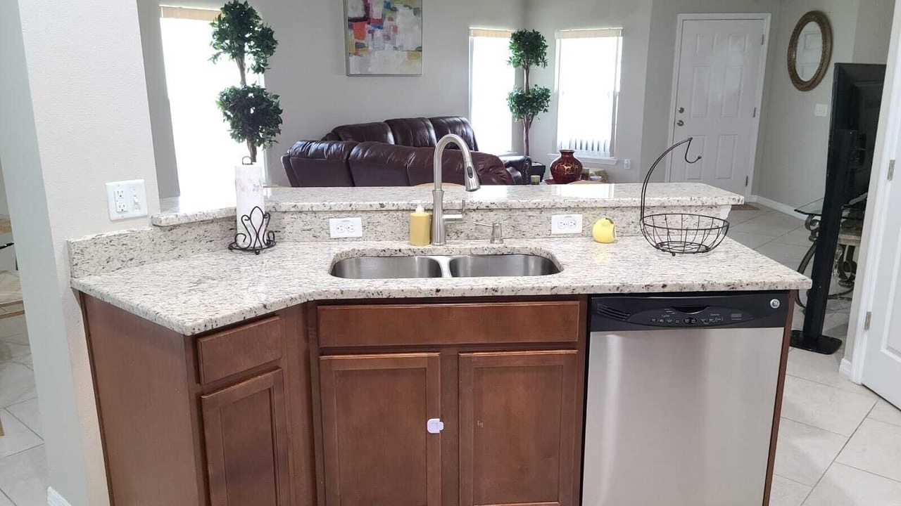 Photo of Kitchen in Deltona Lakes