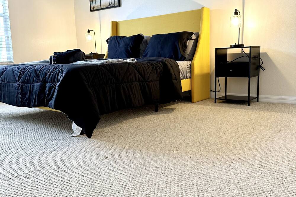 Photo of Bedroom in Port Tampa City