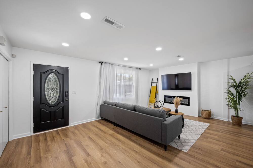 Photo of Livingroom in St. Johns Bluff