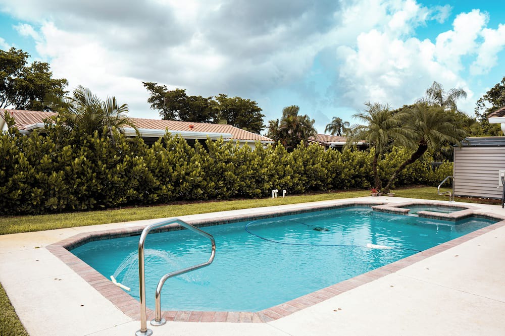 Photo of Outdoor in Coral Springs