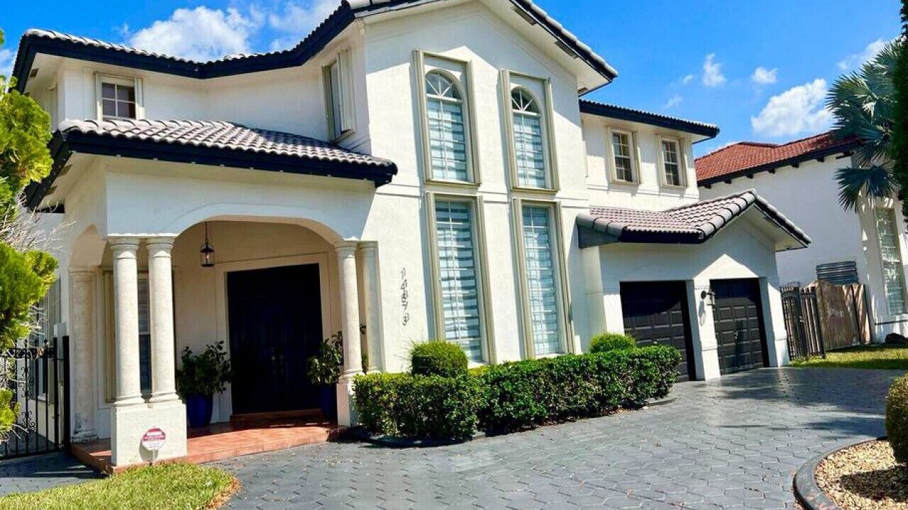 Photo of Outdoor in Tamiami