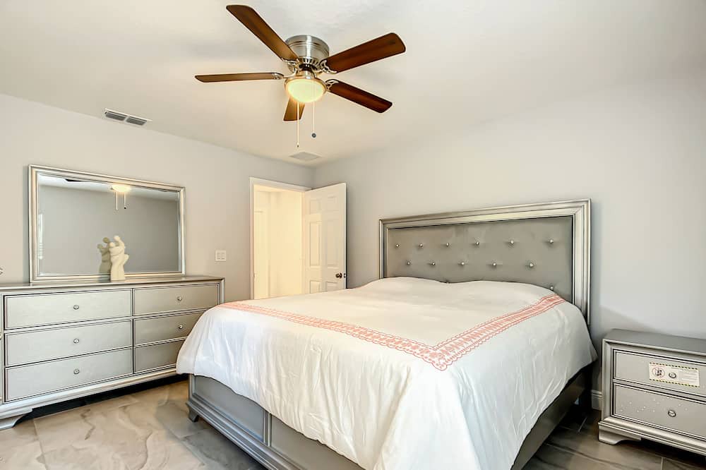 Photo of Bedroom in Summerfield