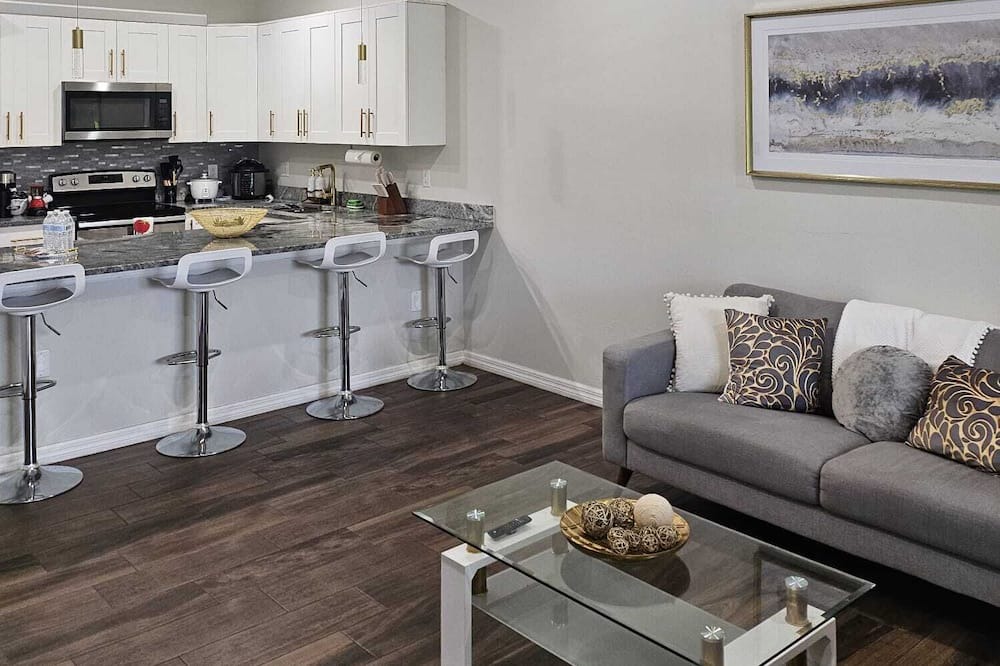 Photo of Livingroom in Westminister