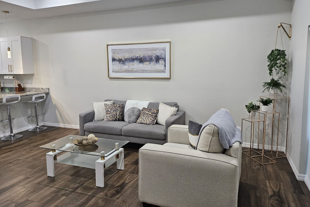 Photo of Livingroom in Westminister