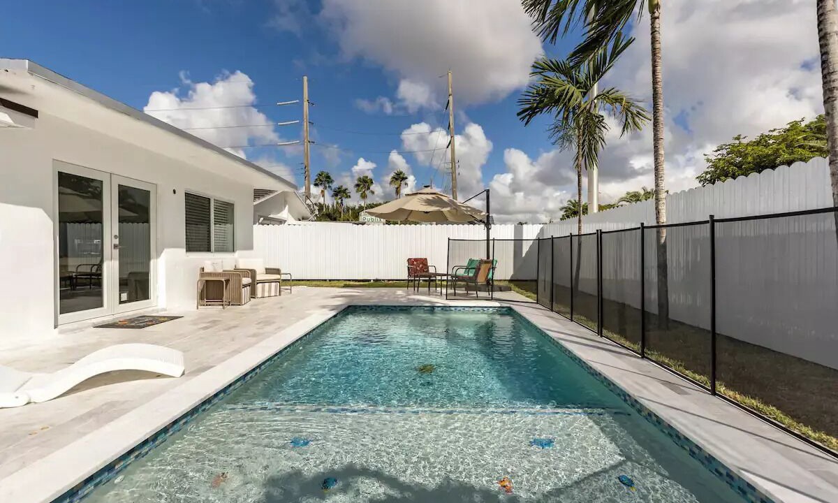 Photo of Outdoor in Tamiami