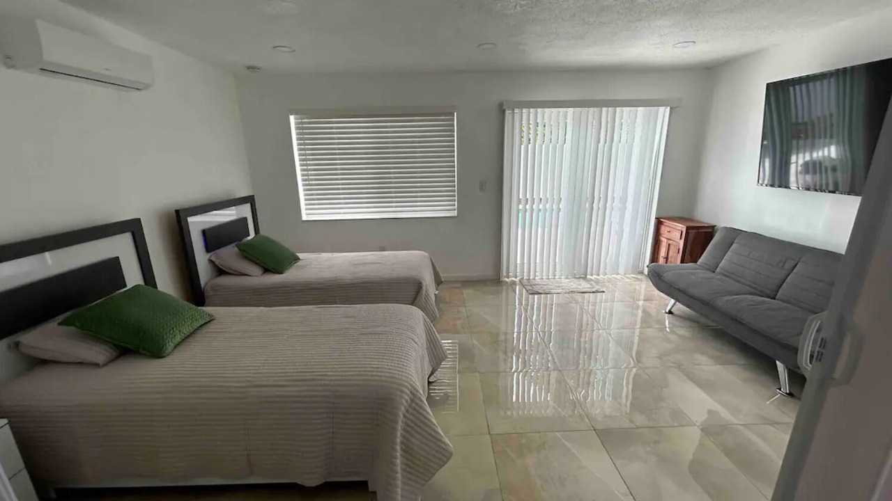 Photo of Others in Tamiami