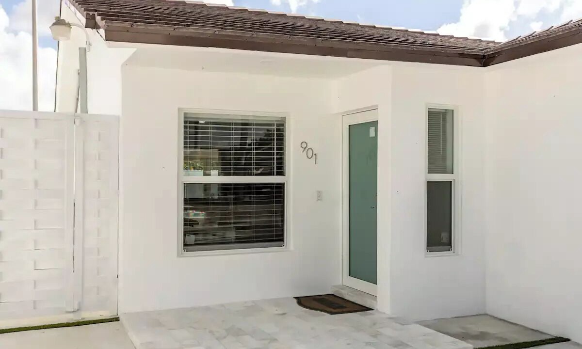 Photo of Outdoor in Tamiami