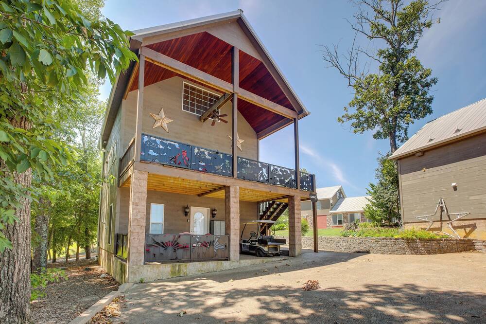 Photo of Outdoor in Bryant