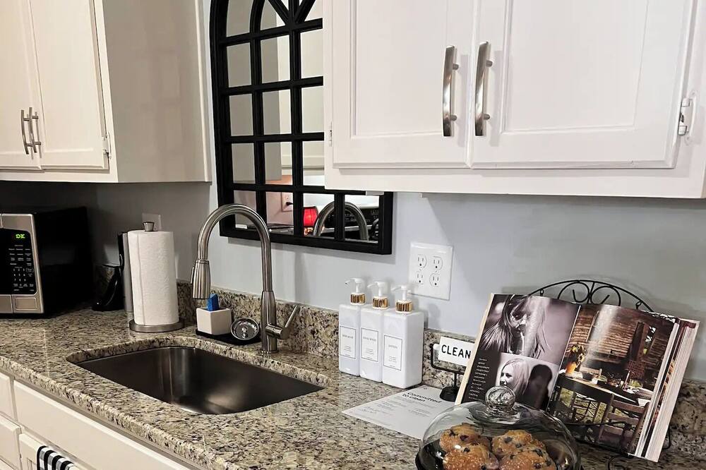 Photo of Kitchen in Drake