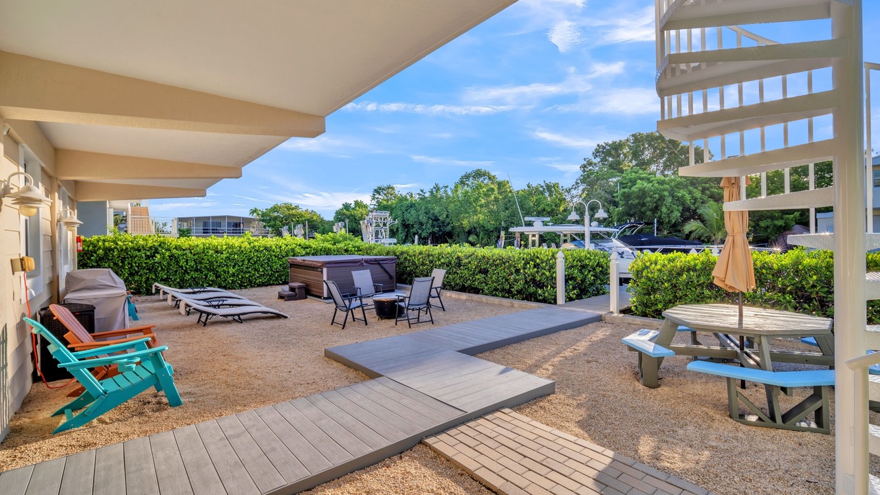 Photo of Patio Balcony in Indian Waterways