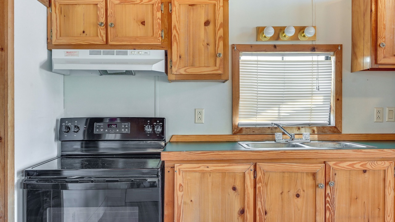 Photo of Kitchen in Everglades City